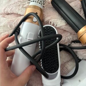 air styler with attachments